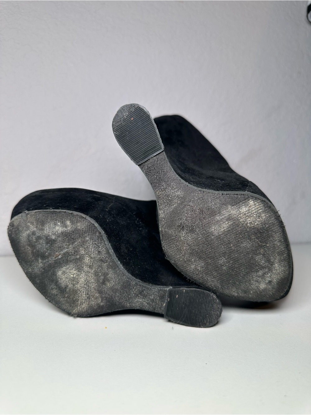 Steve Madden Black Suede Platform Wedges with Metallic Trim - Picture 5 of 5